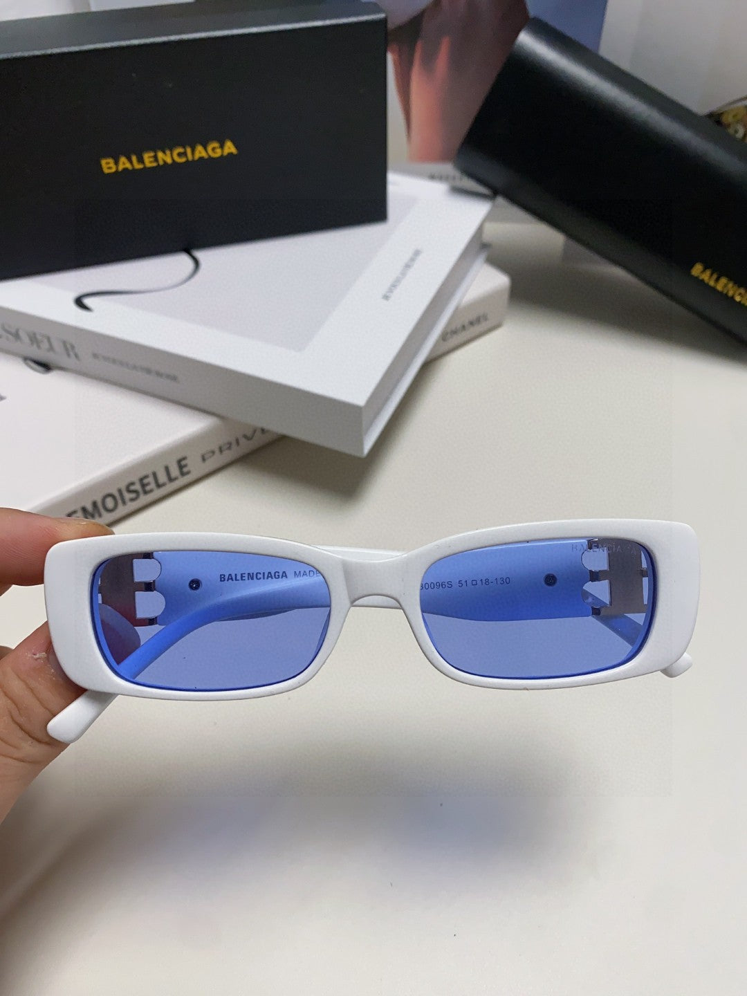 Balenciaga Rectangular Silver Lens Sunglasses for Men & Women - 358650 - detail image 2