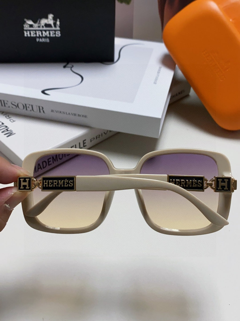 Hermès Polarized Square Brown Lens Sunglasses for Women - 433000 - detail image 4