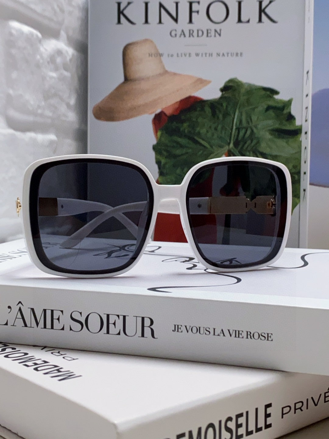 Hermès Polarized Square Black Lens Sunglasses for Women - 433001