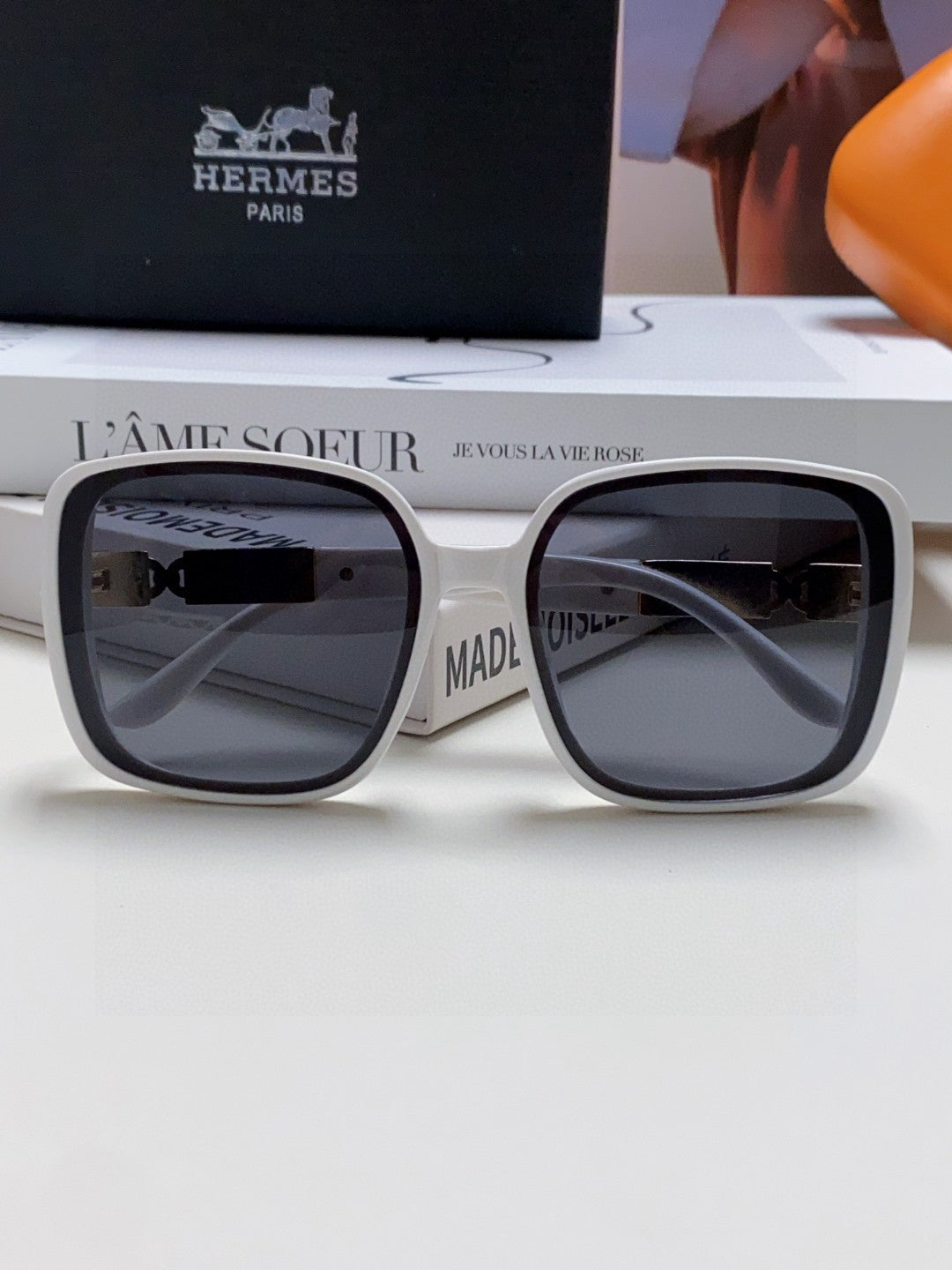 Hermès Polarized Square Black Lens Sunglasses for Women - 358920 - detail image 6