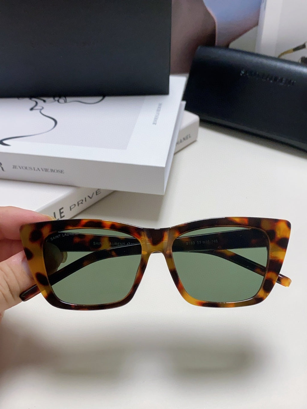 Saint Laurent Polarized Cat-Eye Silver Lens Sunglasses for Women - 465420 - detail image 3