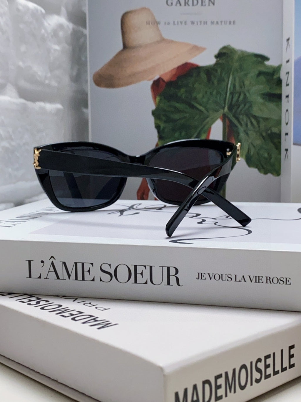 Saint Laurent Polarized Cat-Eye Black Lens Sunglasses for Women - detail image 4