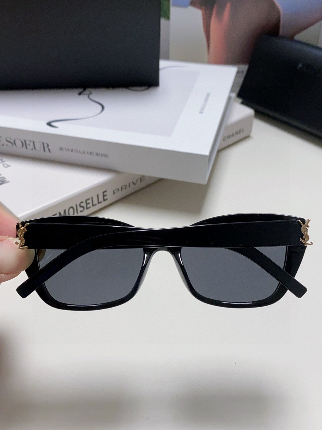 Saint Laurent Polarized Cat-Eye Black Lens Sunglasses for Women - detail image 6