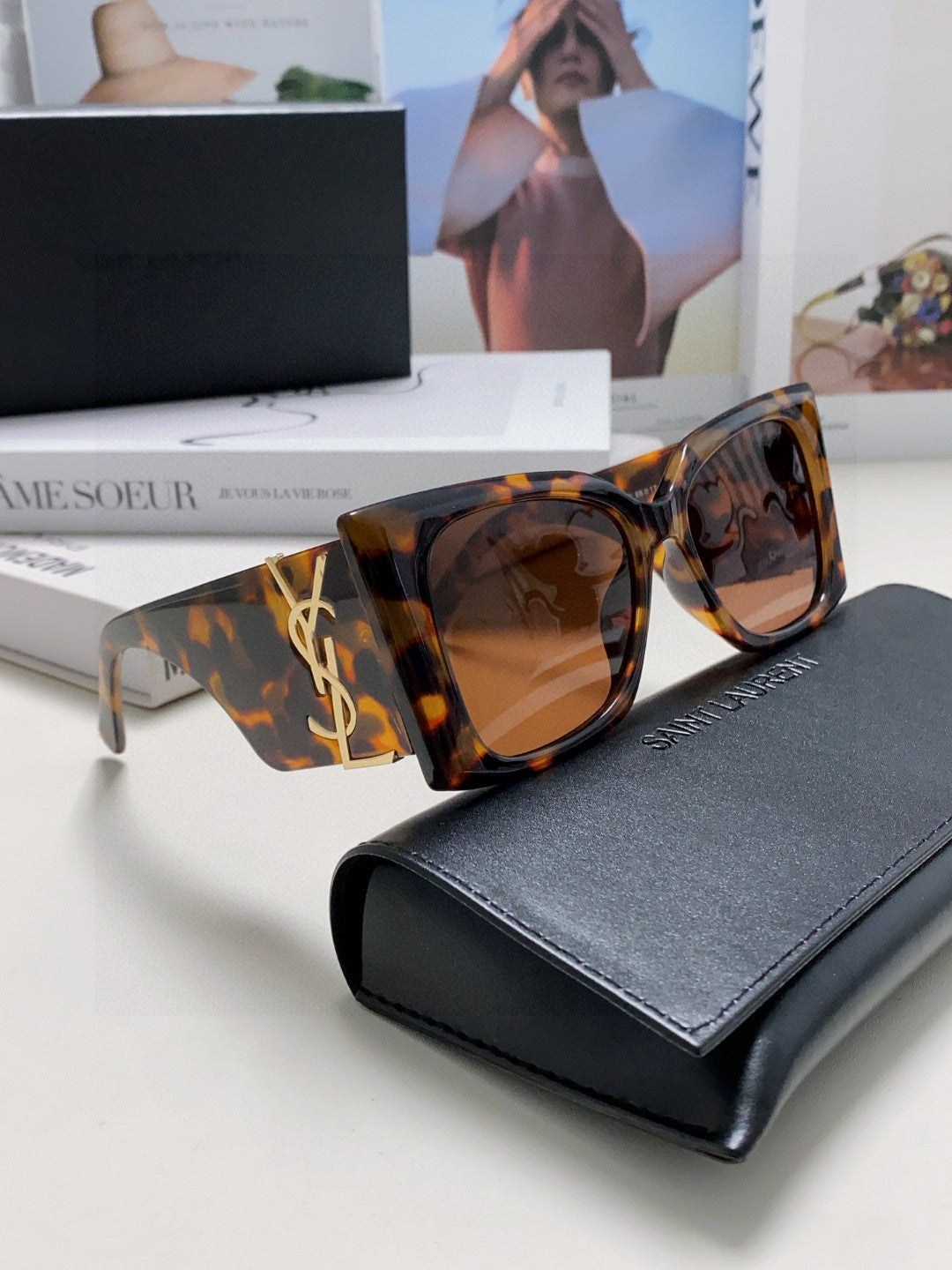 Saint Laurent Fashion Black Lens Sunglasses for Men & Women - 465426 - detail image 7
