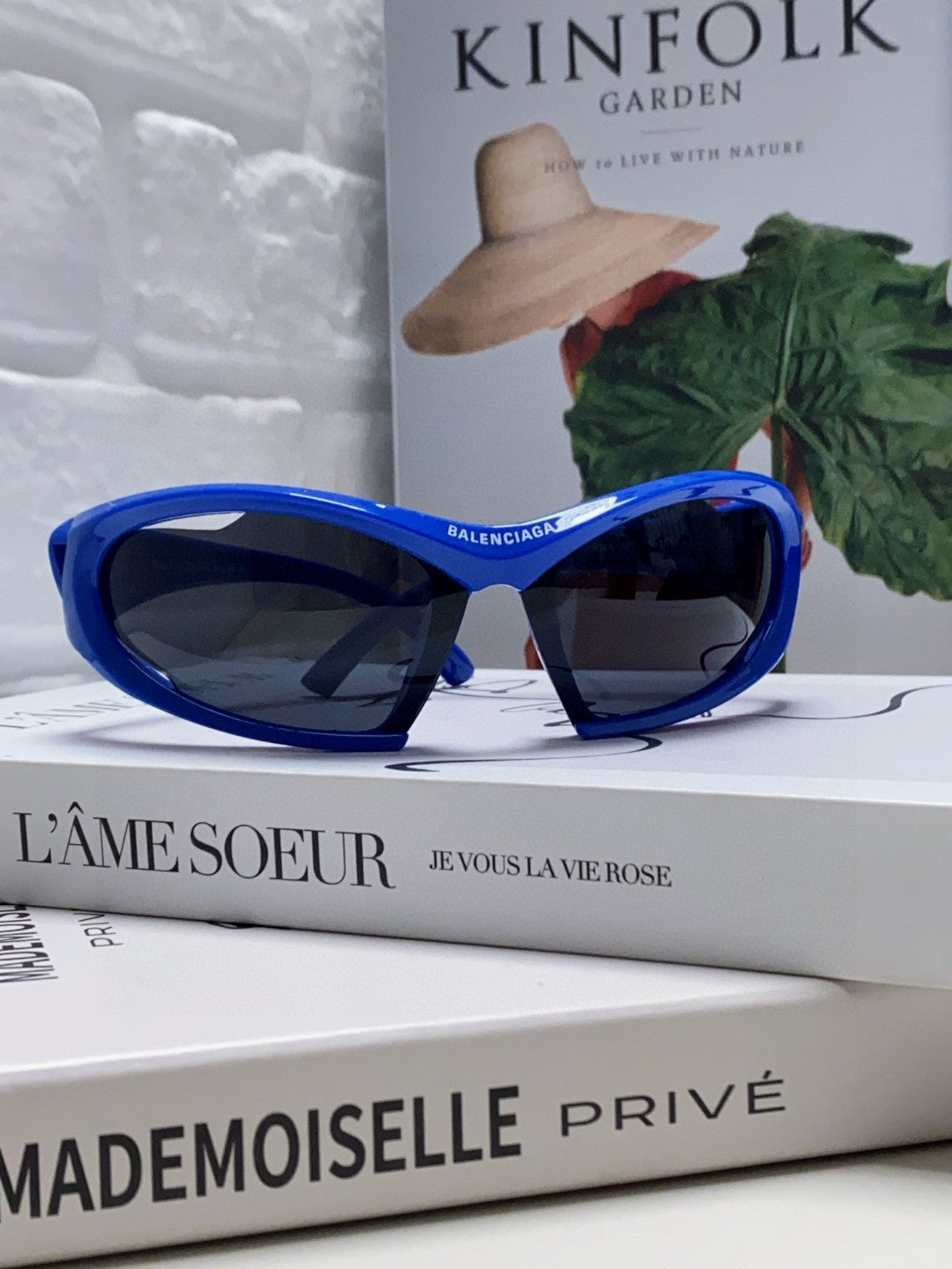 Balenciaga BB0318S Fashion Blue Lens Sunglasses for Men & Women - 466015