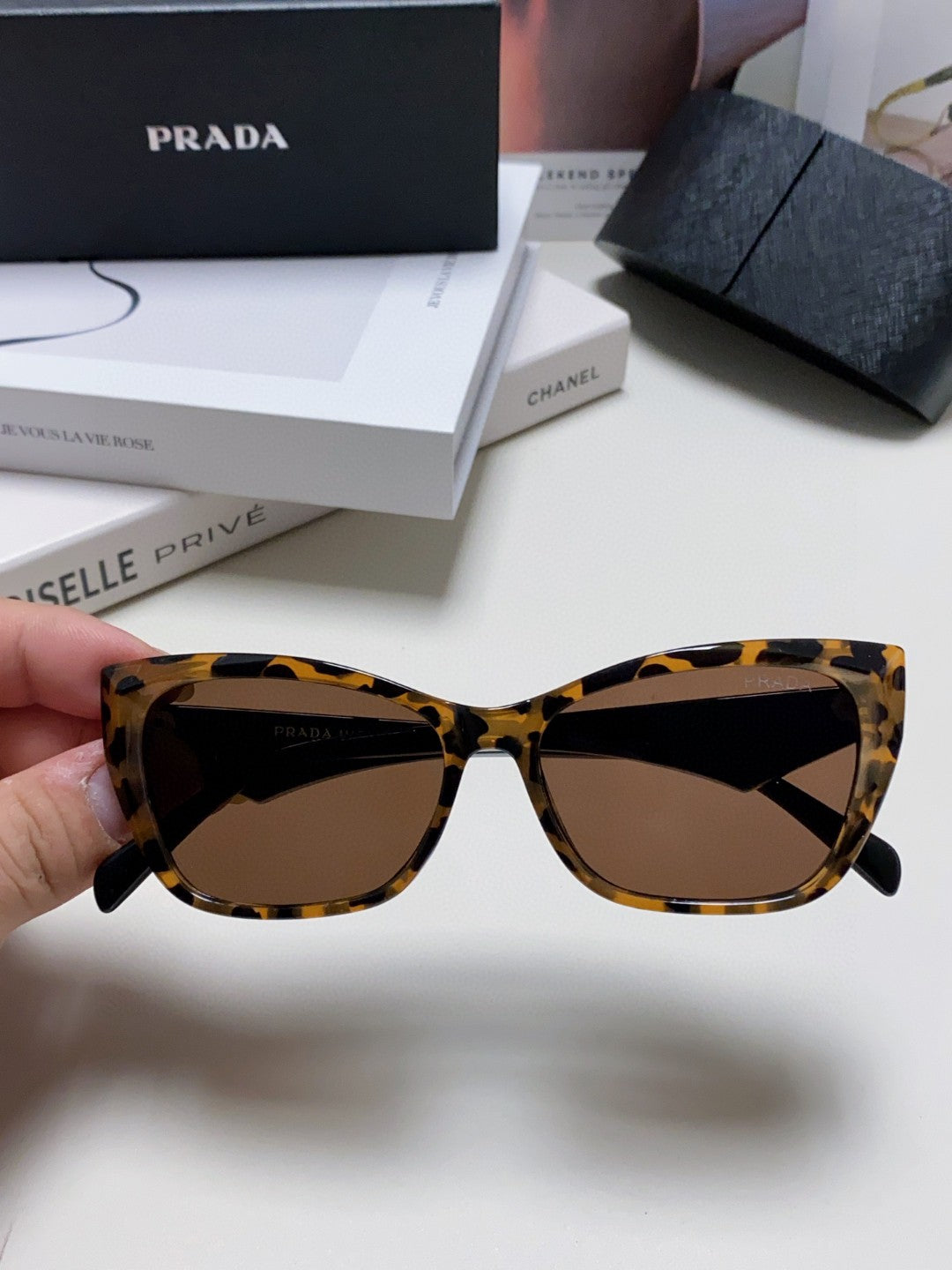 Prada Fashion Brown Lens Sunglasses for Men & Women - 415710 - detail image 3