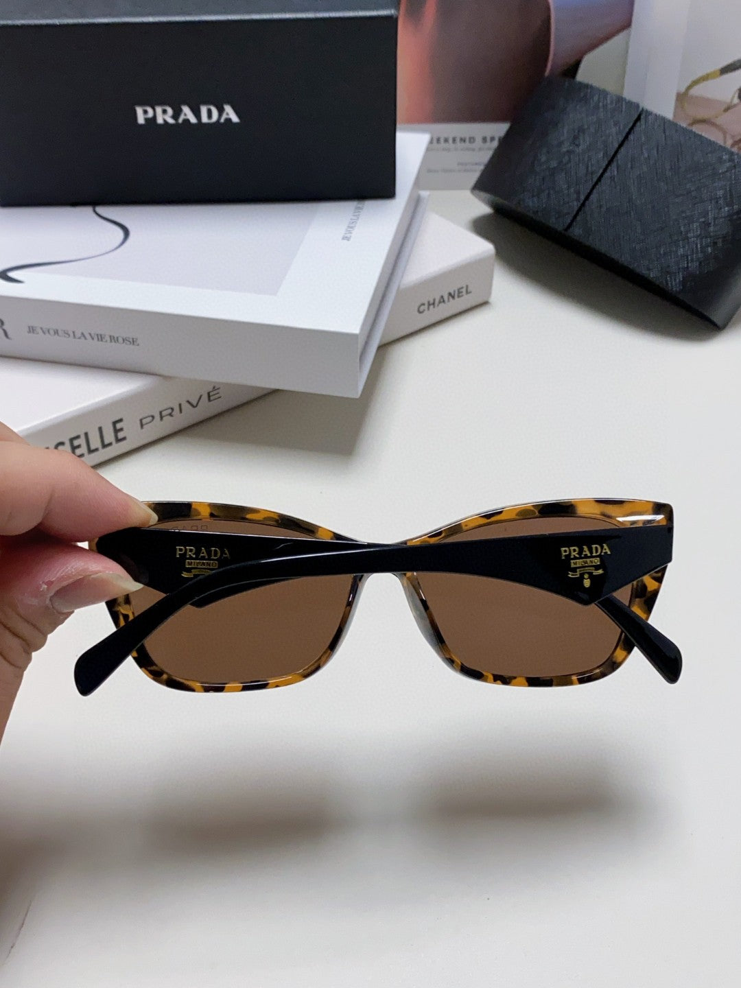 Prada Fashion Brown Lens Sunglasses for Men & Women - 415710 - detail image 4