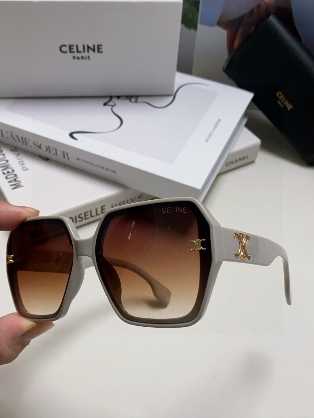 Celine Square Red Lens Sunglasses for Men & Women - 486936 - detail image 5