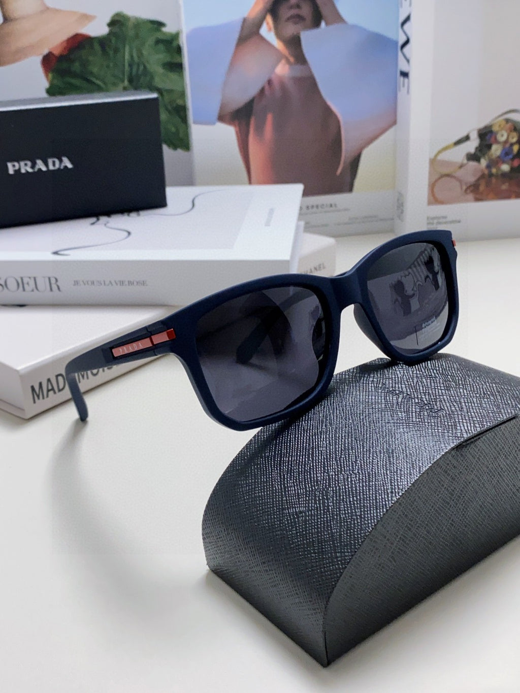 Prada Fashion Black Lens Sunglasses for Men & Women - 415711 - detail image 7