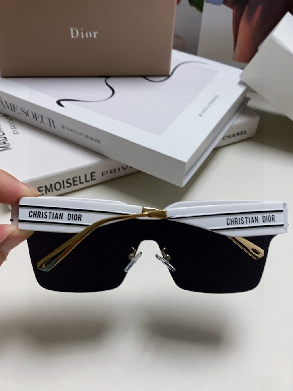 Dior Fashion Black Lens Sunglasses for Men & Women - 382443 - detail image 4