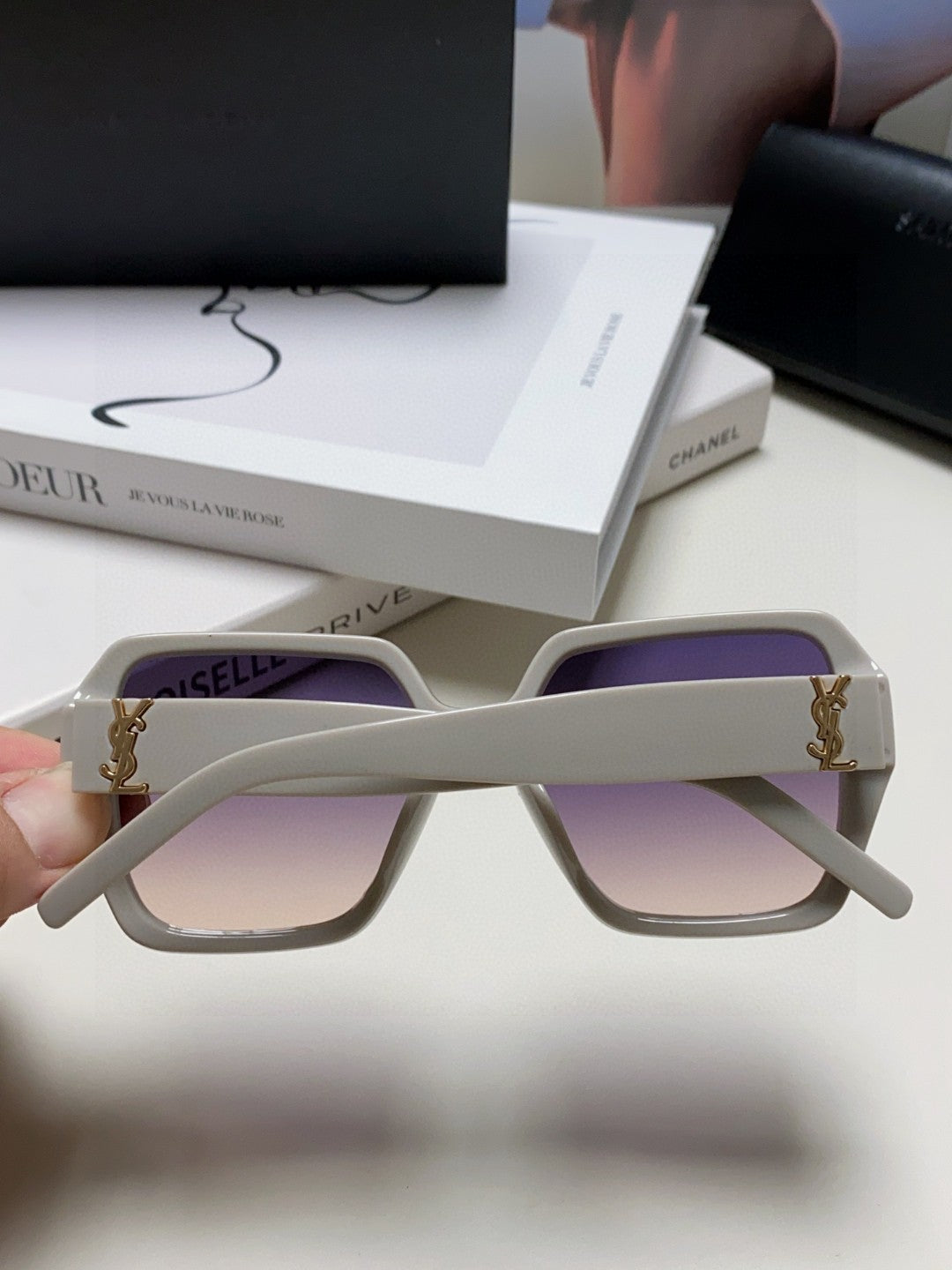 Saint Laurent Polarized Square Gray Lens Sunglasses for Men & Women - detail image 4