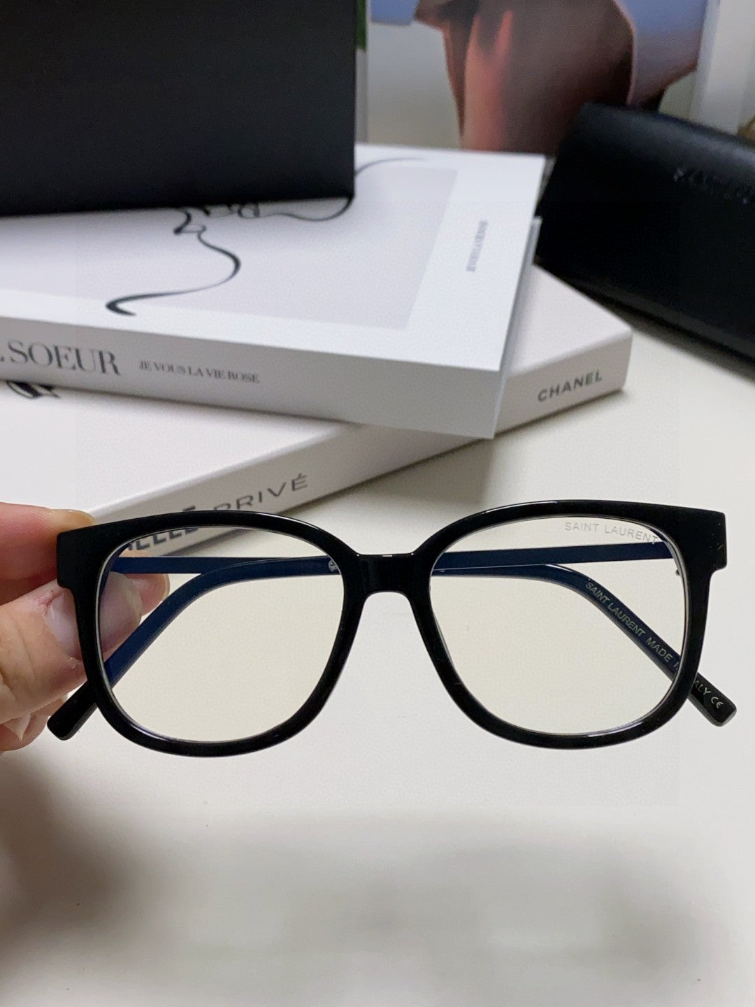 Saint Laurent M480 Fashion Black Lens Sunglasses for Men & Women - detail image 3