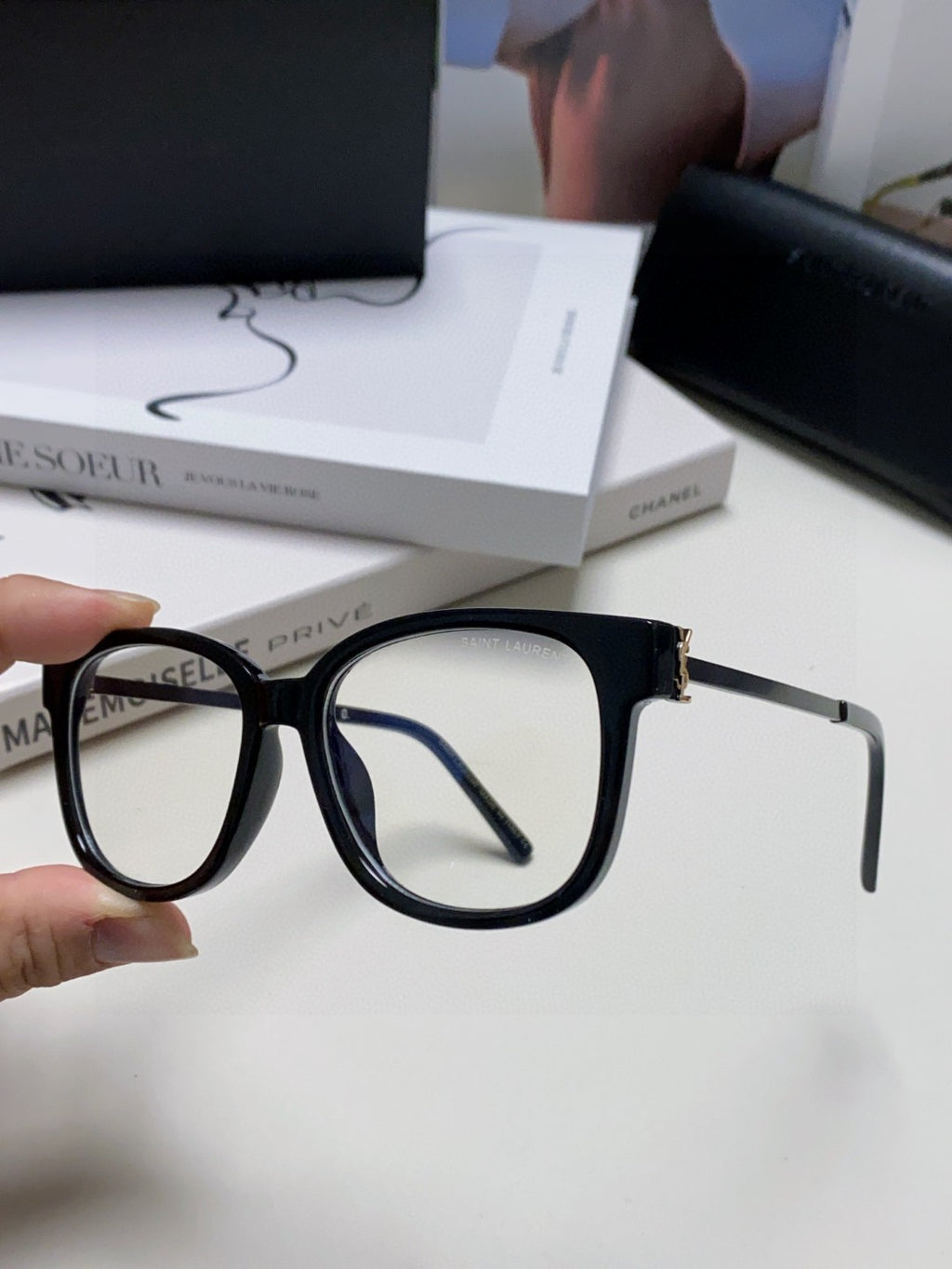 Saint Laurent M480 Fashion Black Lens Sunglasses for Men & Women - detail image 5