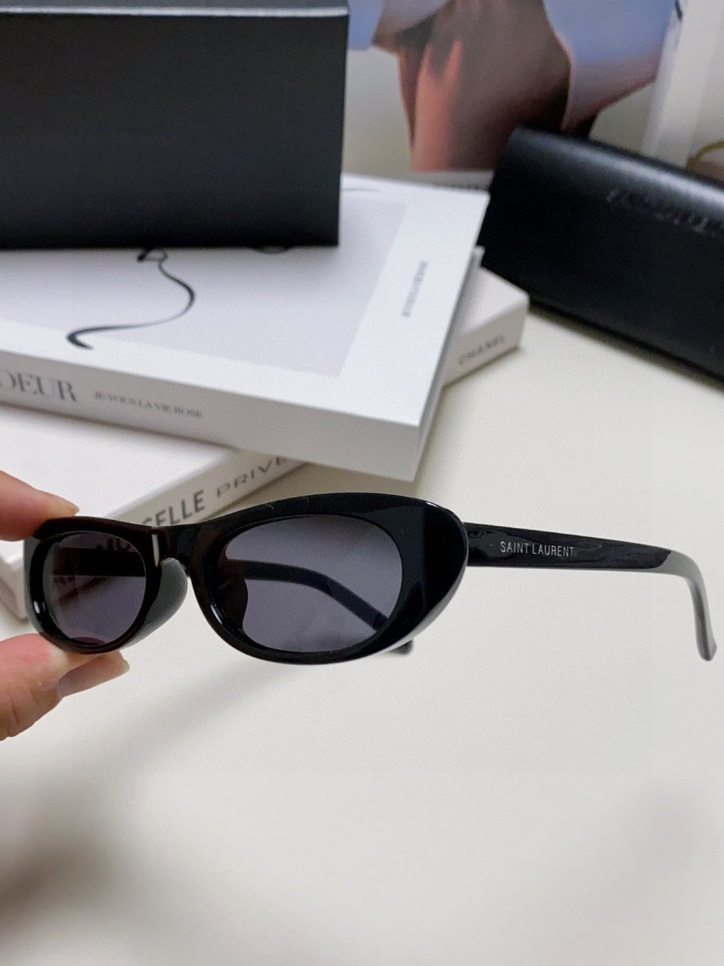 Saint Laurent Oval Red Lens Sunglasses for Men & Women - detail image 7