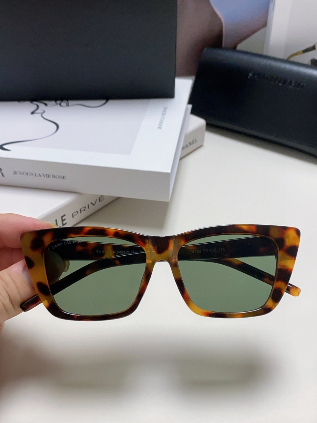 Saint Laurent Polarized Oversized Silver Lens Sunglasses for Men & Women - detail image 3