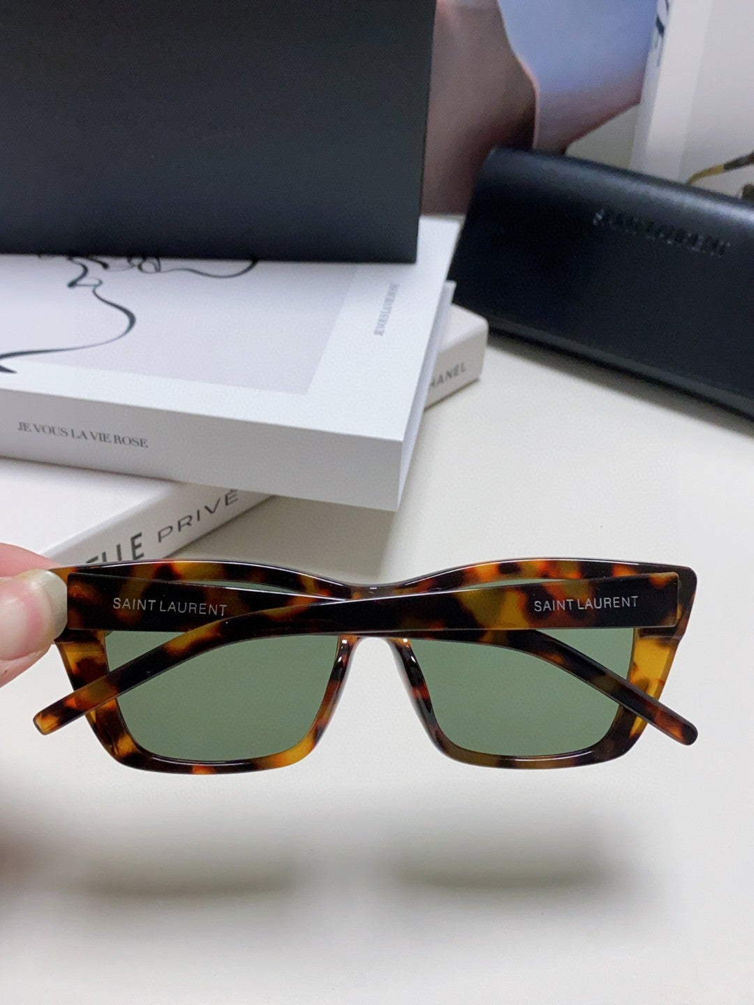 Saint Laurent Polarized Oversized Silver Lens Sunglasses for Men & Women - detail image 4