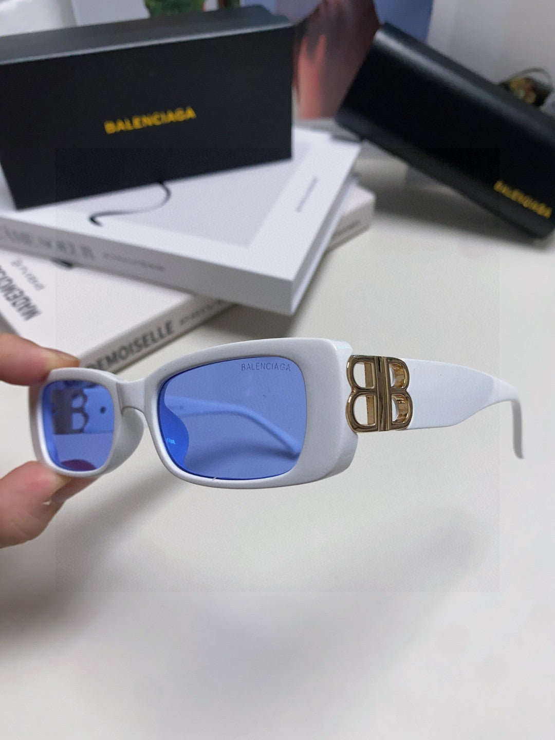 Balenciaga Rectangular Silver Lens Sunglasses for Men & Women - 382928 - detail image 4