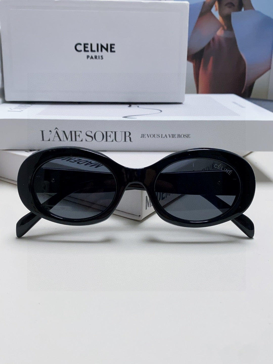 Celine CL40194 Fashion Blue Lens Sunglasses for Men & Women - 398805 - detail image 6