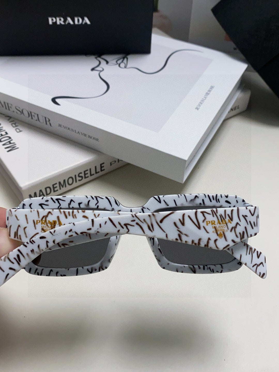 Prada Fashion Gray Lens Sunglasses for Women - 398890 - detail image 4