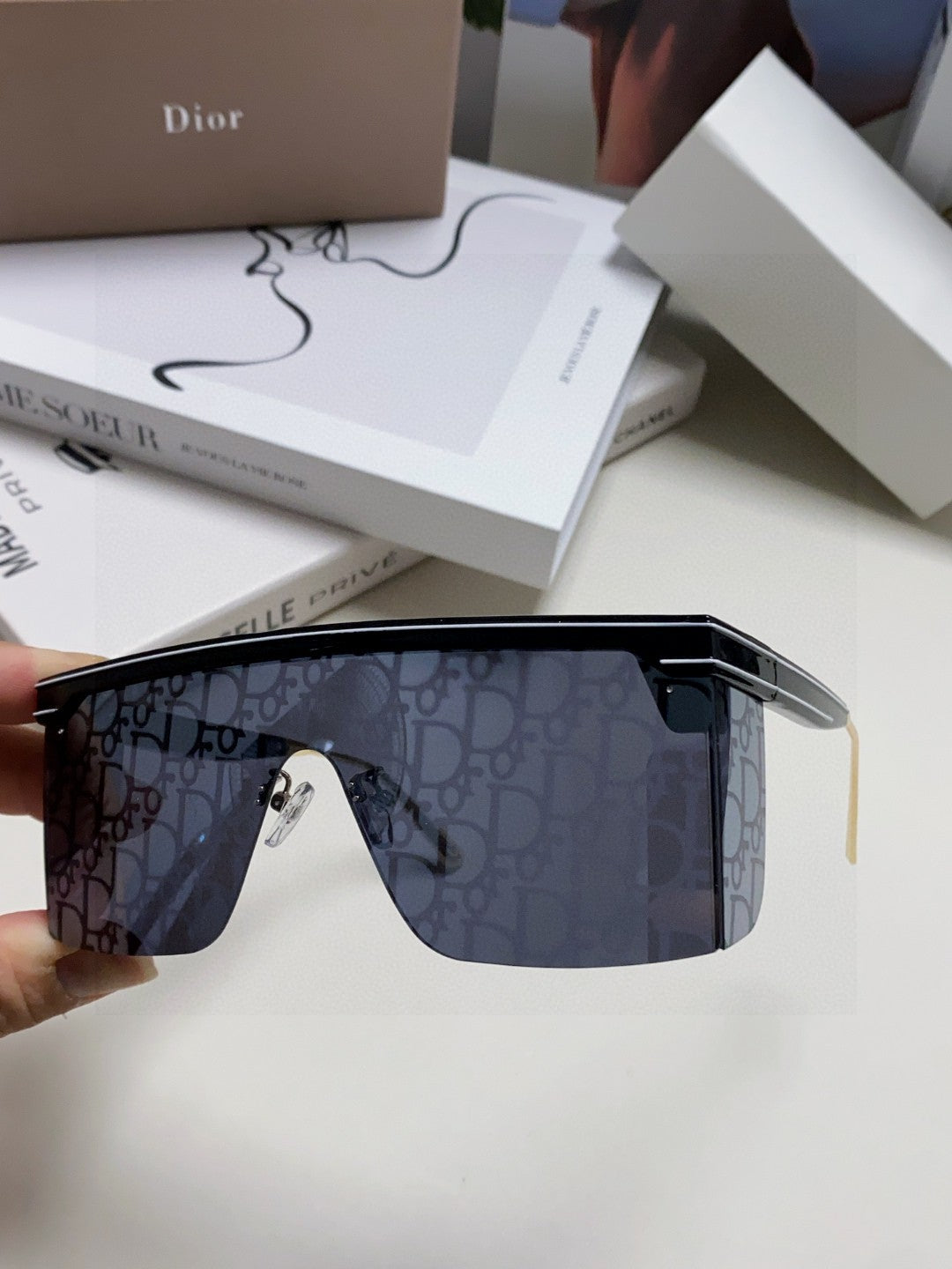 Dior Oversized Red Lens Sunglasses for Men & Women - detail image 4
