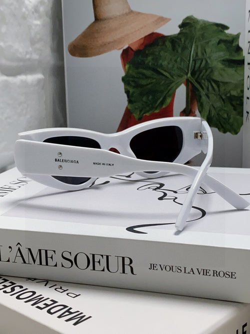 Balenciaga Polarized Cat-Eye Silver Lens Sunglasses for Men & Women - 416100 - detail image 2