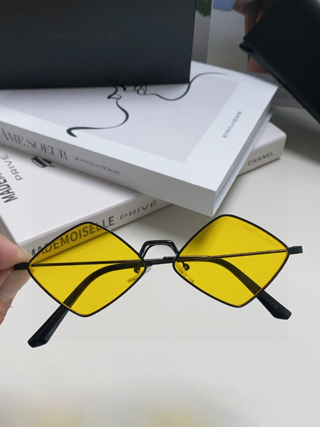 Saint Laurent Fashion Yellow Lens Sunglasses for Women - detail image 3