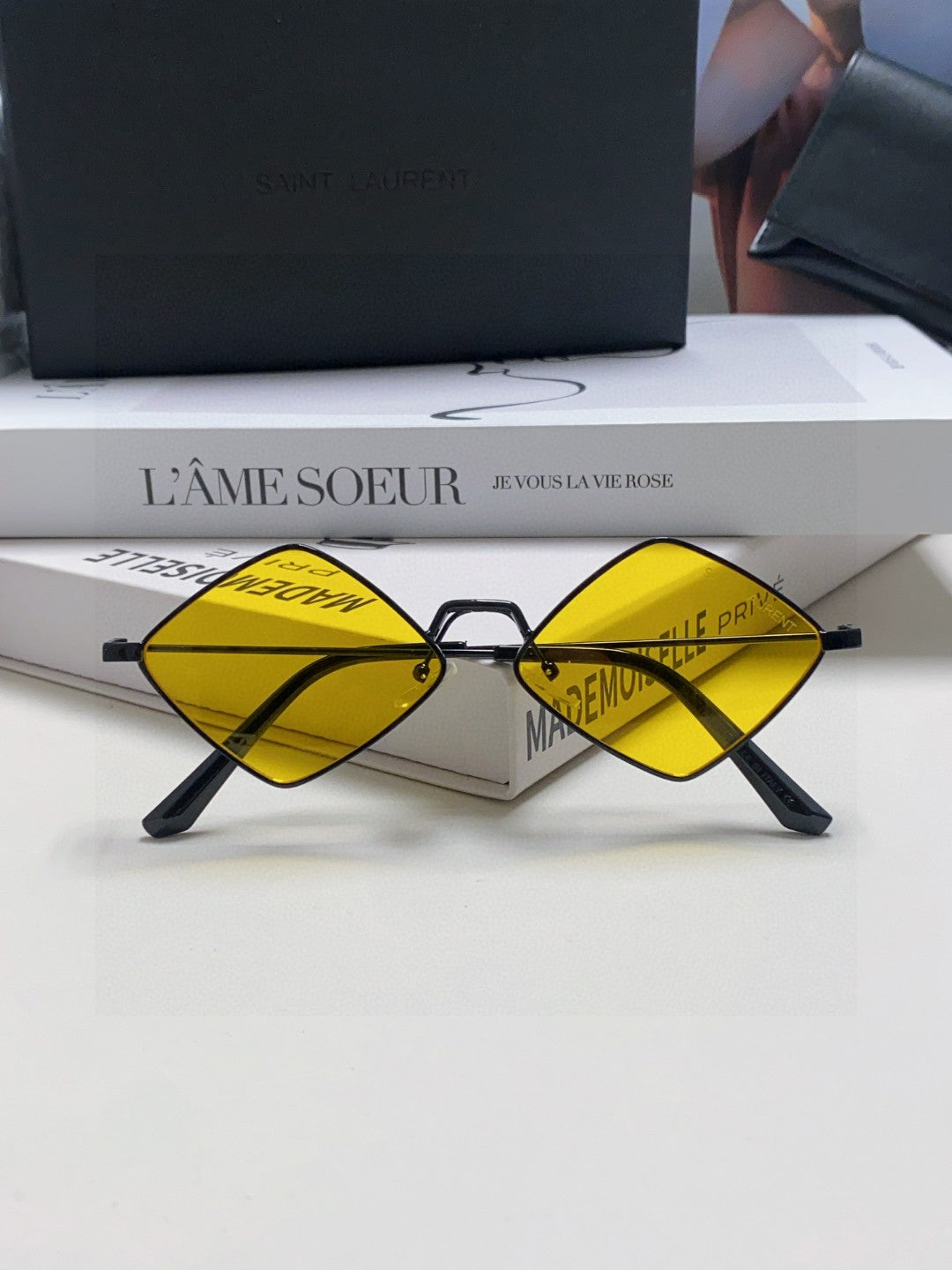 Saint Laurent Fashion Yellow Lens Sunglasses for Women - 415556 - detail image 6