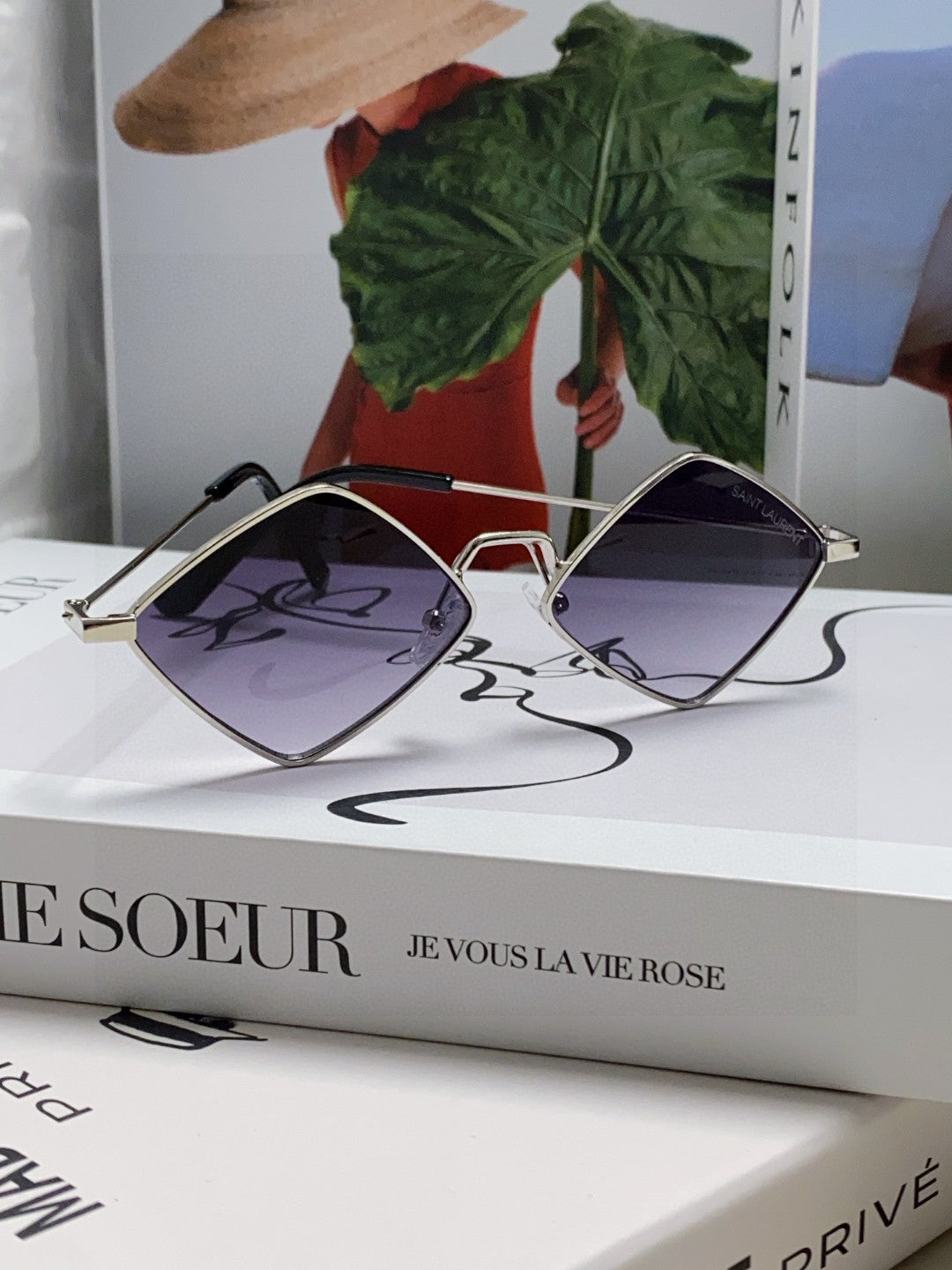 Saint Laurent Fashion Black Lens Sunglasses for Women - detail image 3