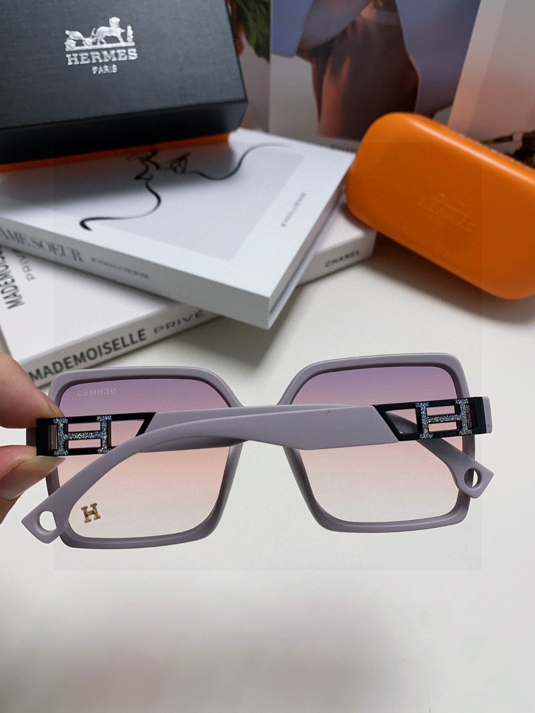 Hermès Square Gray Lens Sunglasses for Men & Women - 416511 - detail image 3