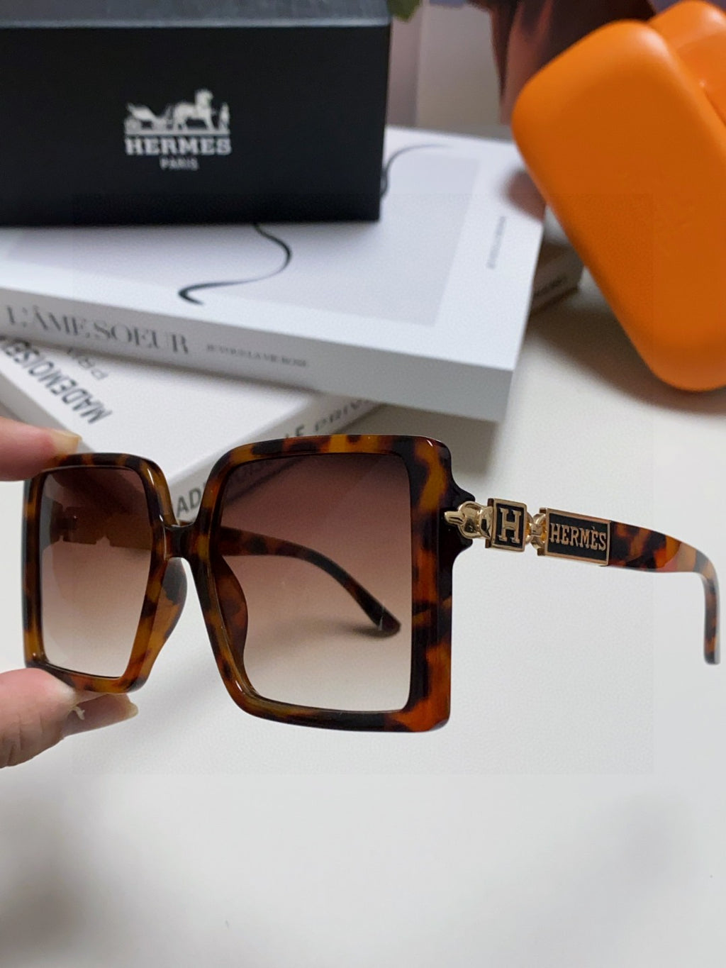 Hermès Square Red Lens Sunglasses for Women - 416516 - detail image 5