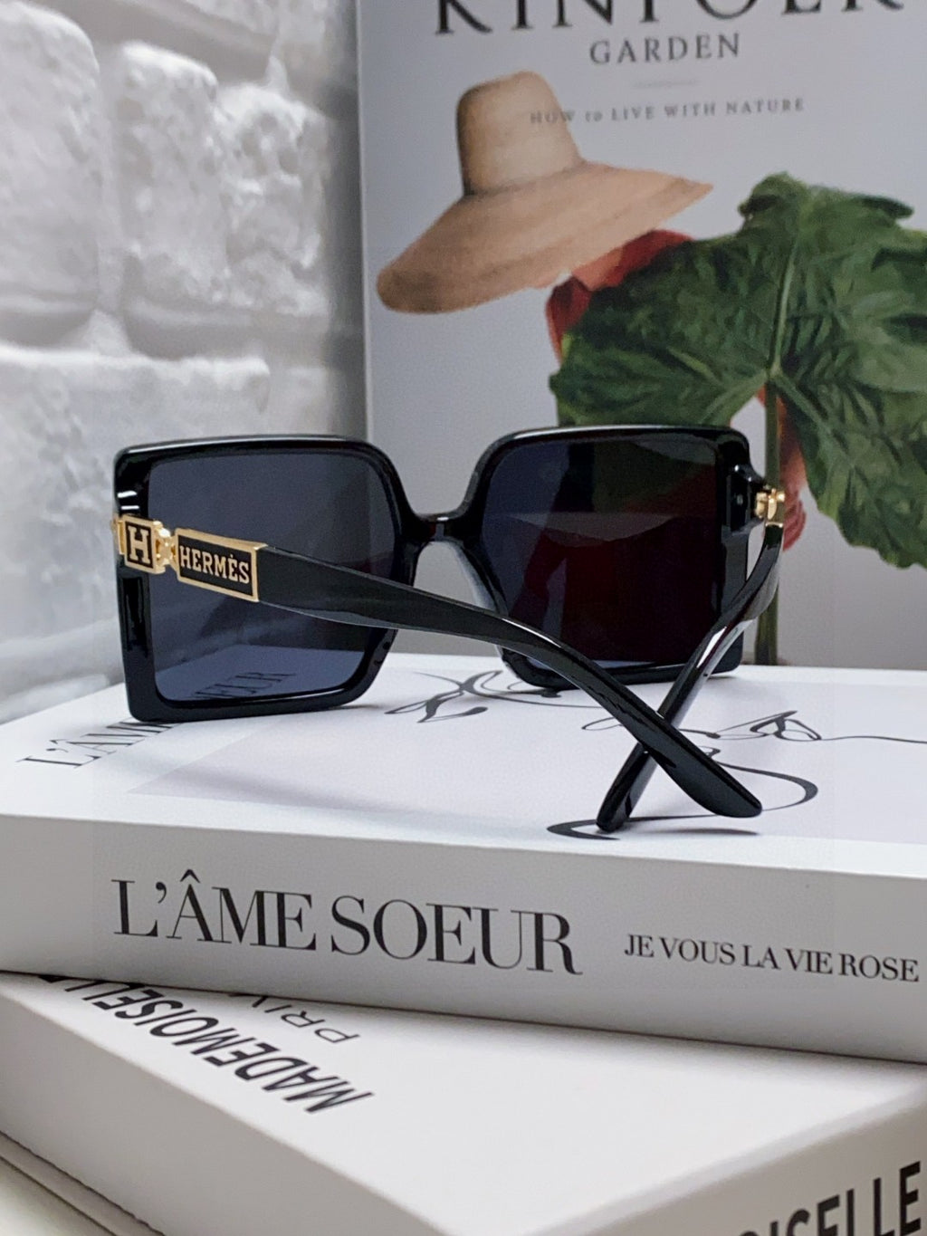 Hermès Square Black Lens Sunglasses for Women - 416517