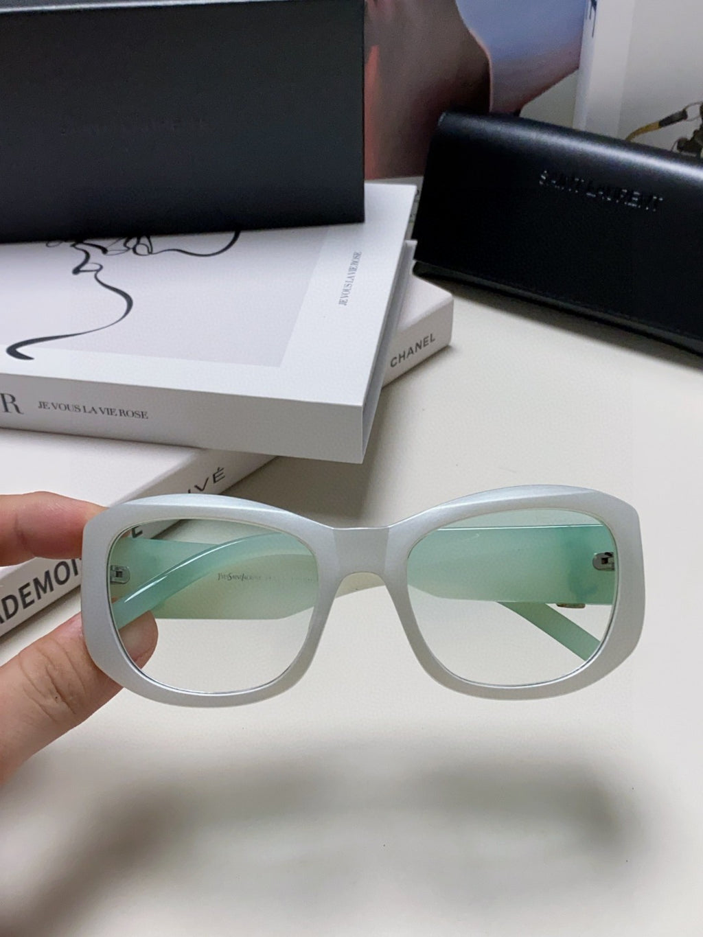 Saint Laurent Round Gray Lens Sunglasses for Women - detail image 3