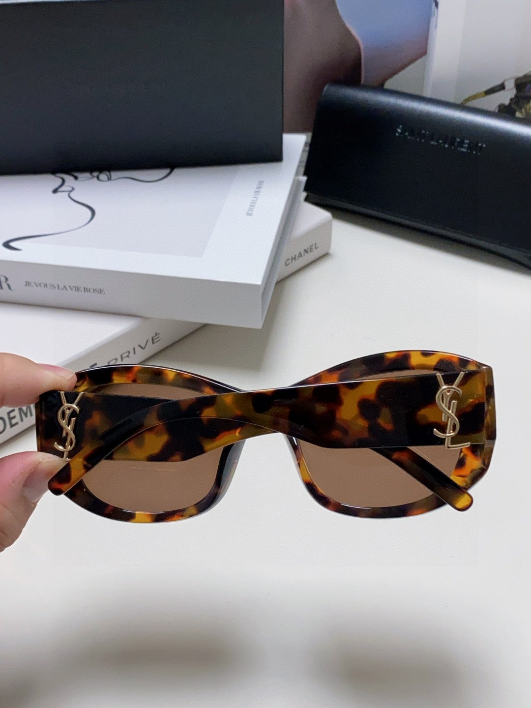 Saint Laurent Round Black Lens Sunglasses for Women - detail image 4