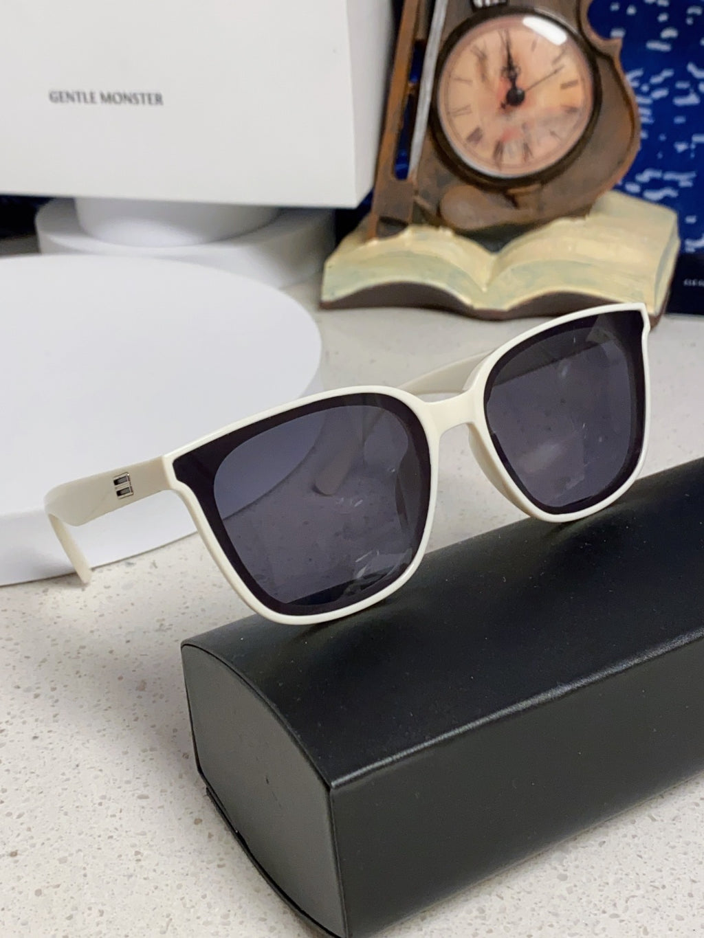 Gentle Monster PLOT Polarized Fashion Silver Lens Sunglasses for Men - detail image 10