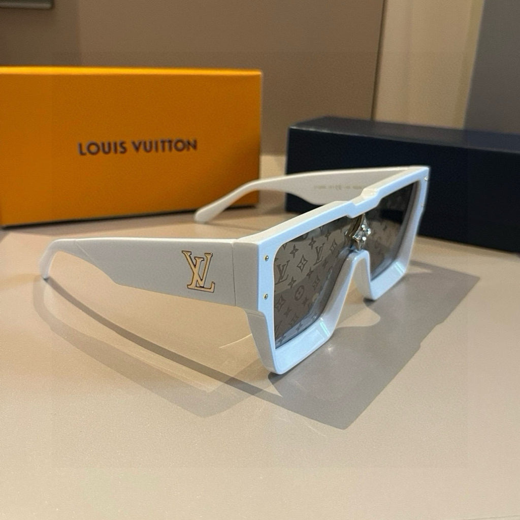 Louis Vuitton Fashion Gold Lens Sunglasses for Men & Women - 493097