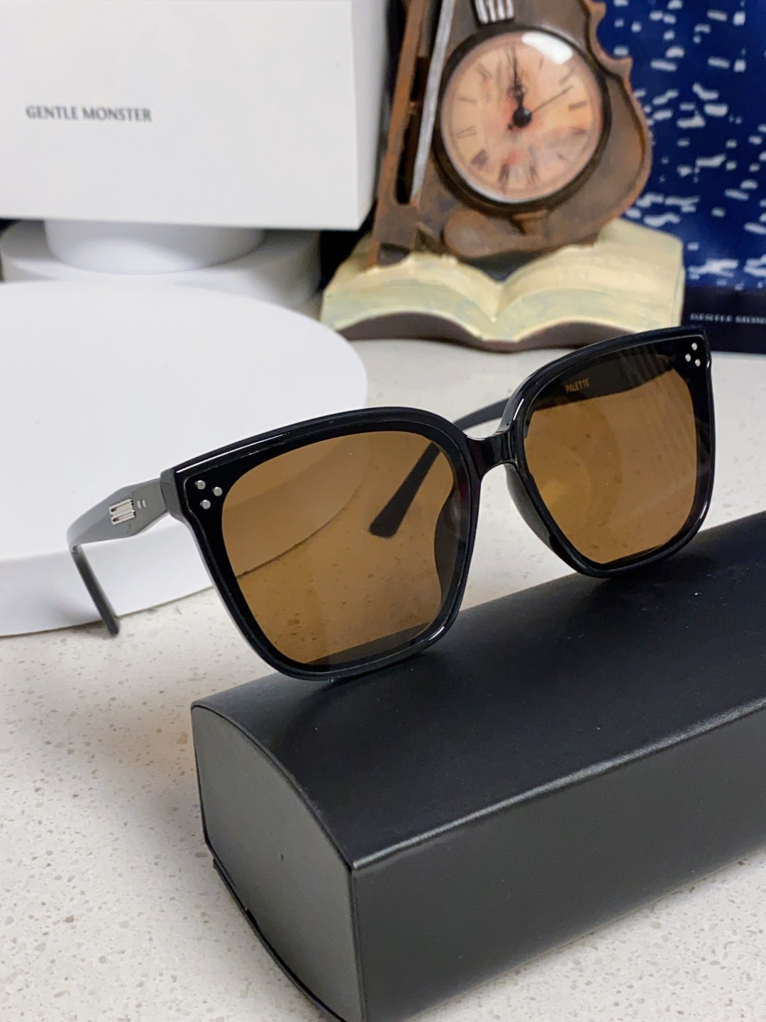 Gentle Monster PALETTE Fashion Black Lens Sunglasses for Men & Women - 399397 - detail image 10