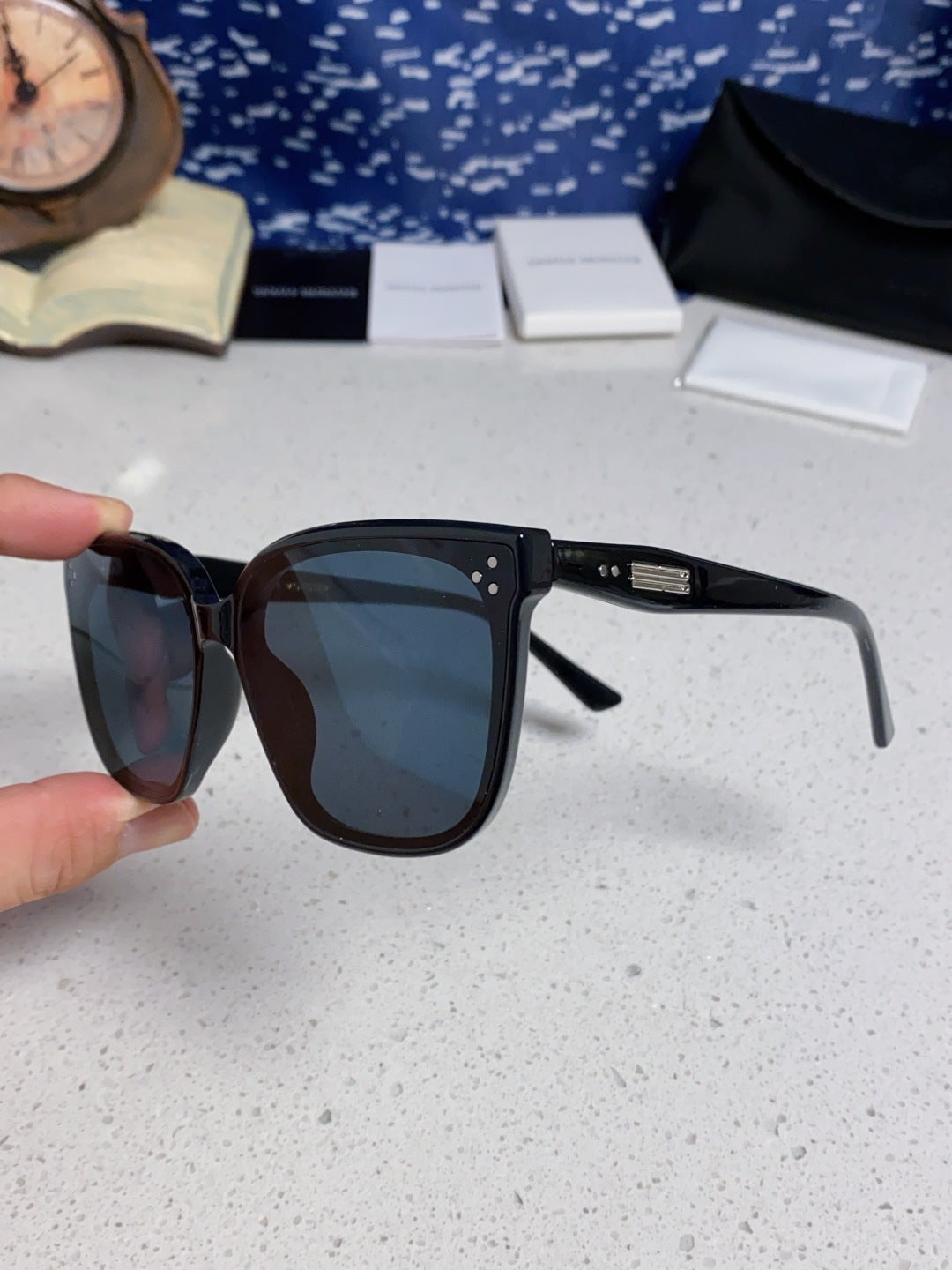 Gentle Monster PALETTE Fashion Black Lens Sunglasses for Men & Women - detail image 7