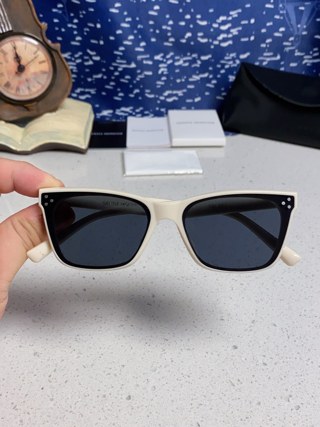 Gentle Monster SOLBEI Metal Fashion Blue Lens Sunglasses for Women - 399408 - detail image 4