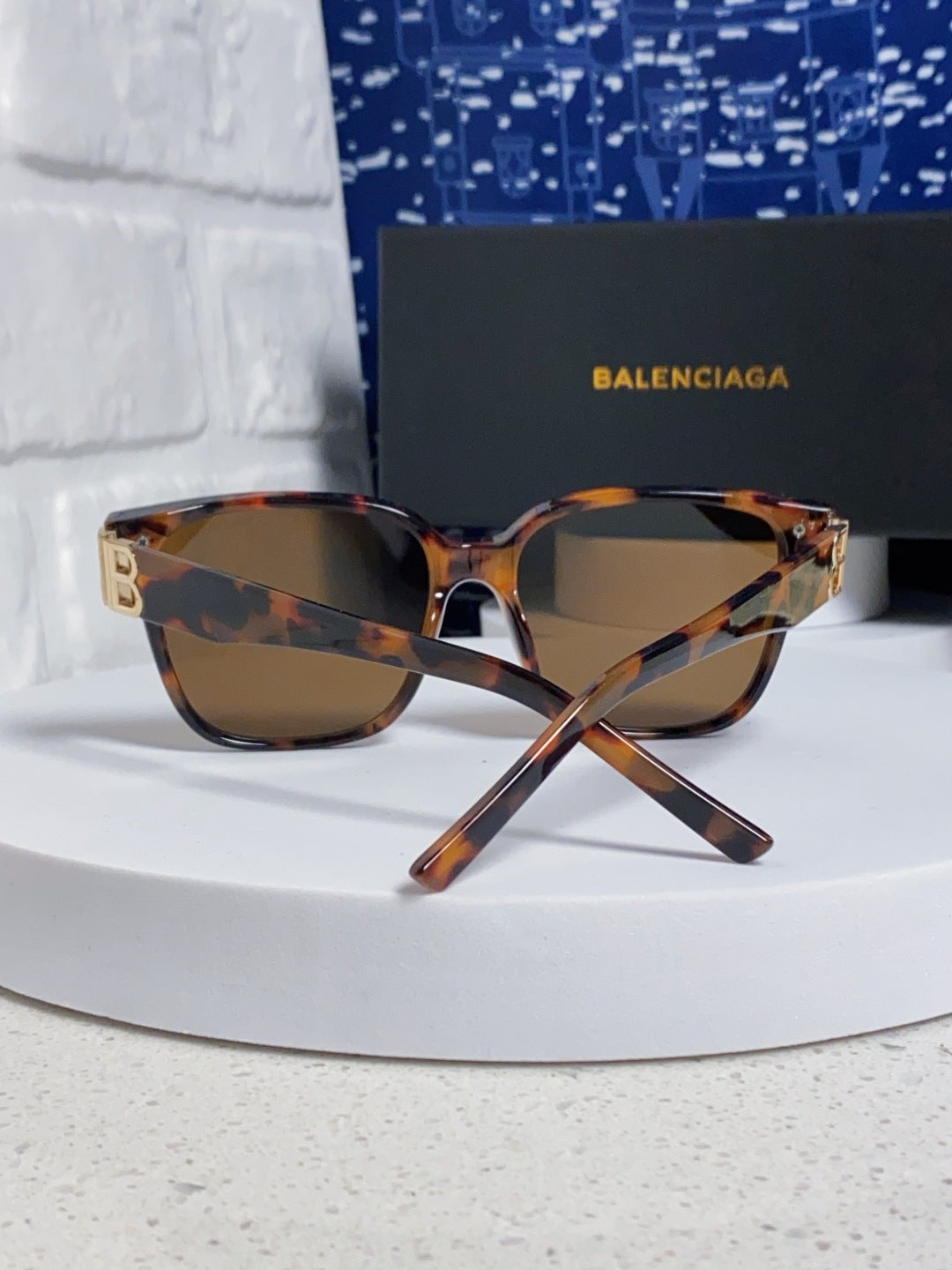 Balenciaga Folding Square Brown Lens Sunglasses for Men & Women - 416121 - detail image 3