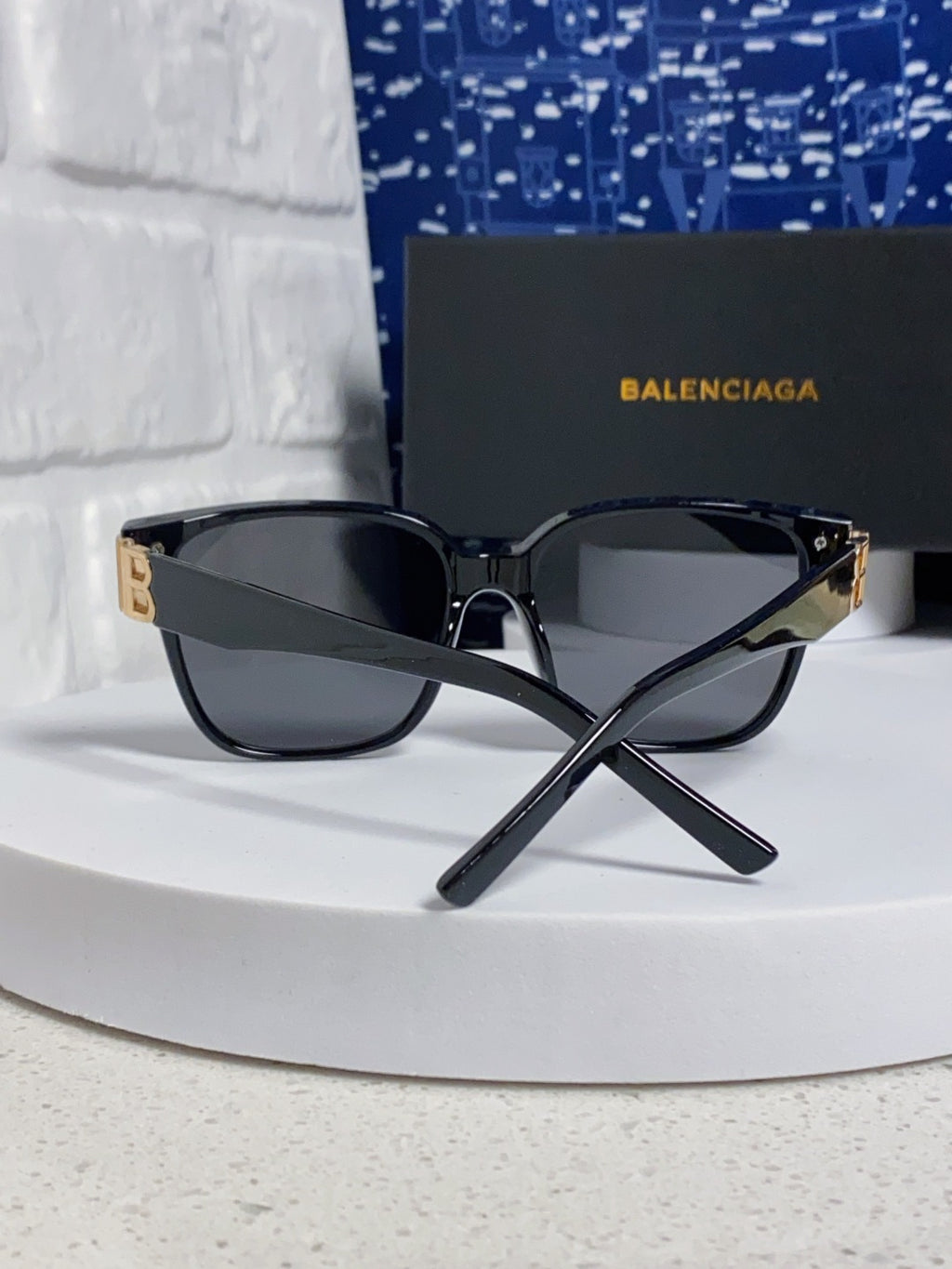 Balenciaga Folding Square Gold Lens Sunglasses for Men & Women - detail image 4