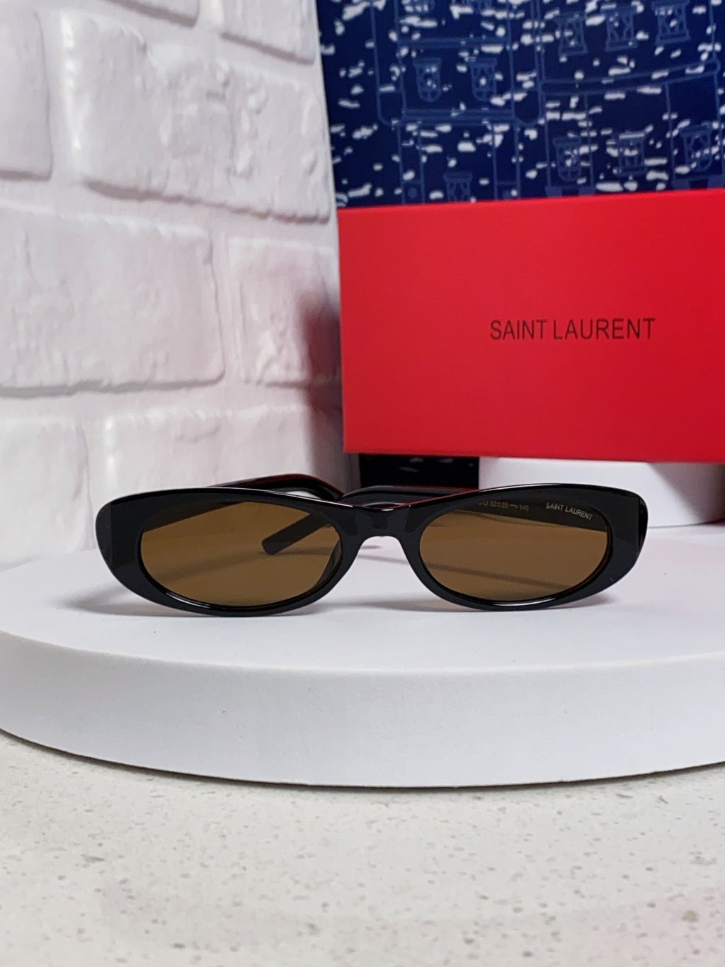 Saint Laurent SL557 Oval Brown Lens Sunglasses for Men & Women - detail image 2