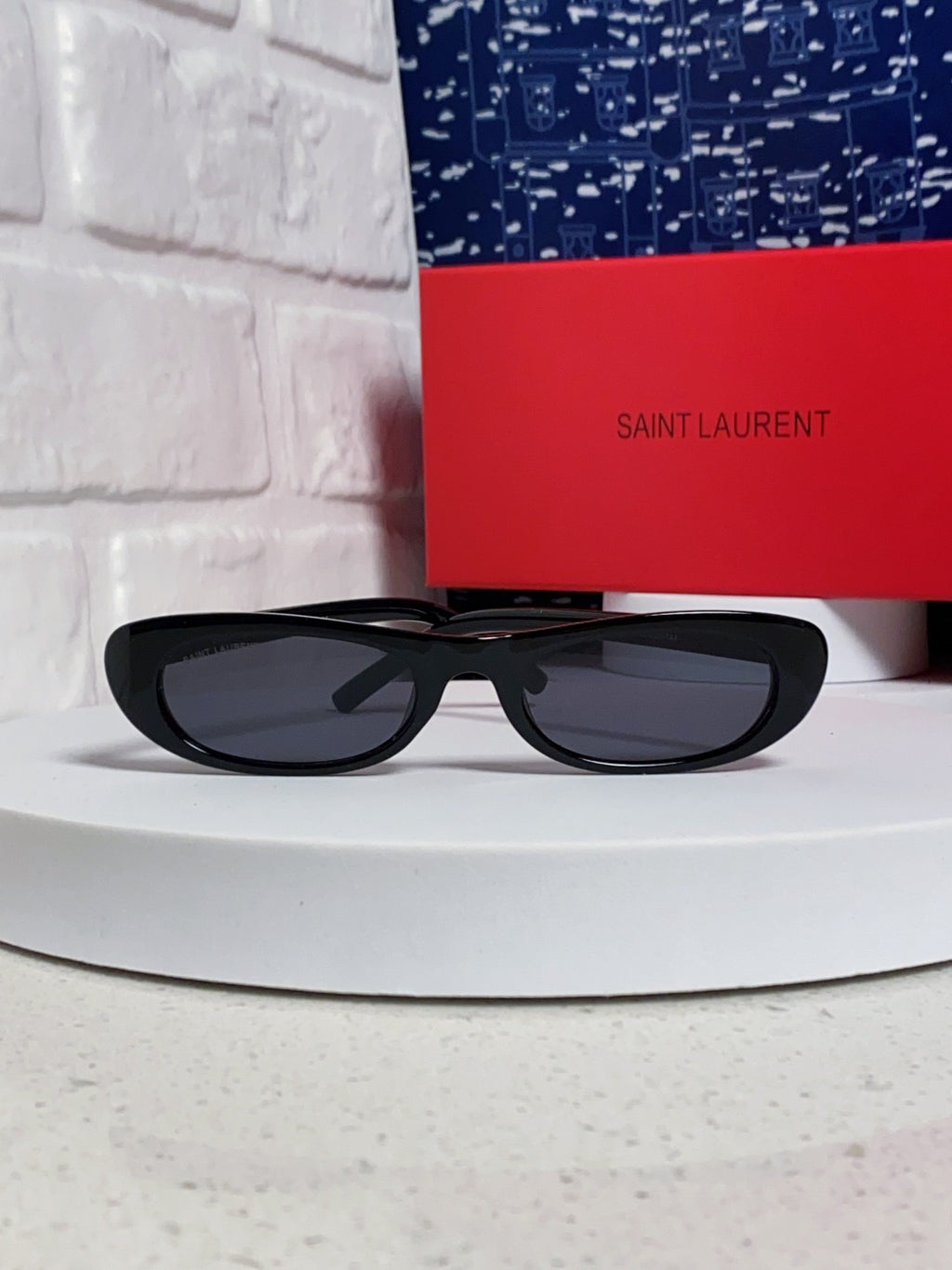Saint Laurent SL557 Oval Red Lens Sunglasses for Men & Women - detail image 2