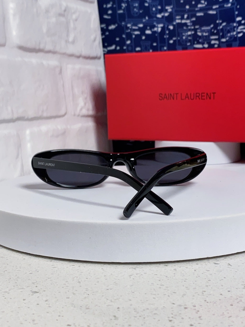 Saint Laurent SL557 Oval Red Lens Sunglasses for Men & Women - detail image 4