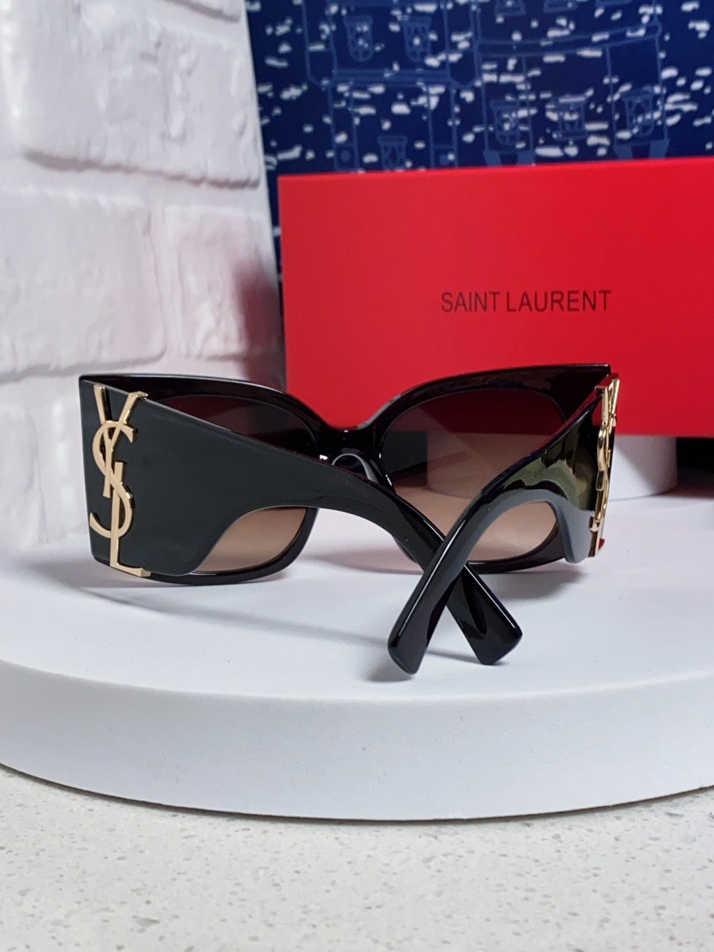 Saint Laurent Oversized Black Lens Sunglasses for Women - 449220 - detail image 3