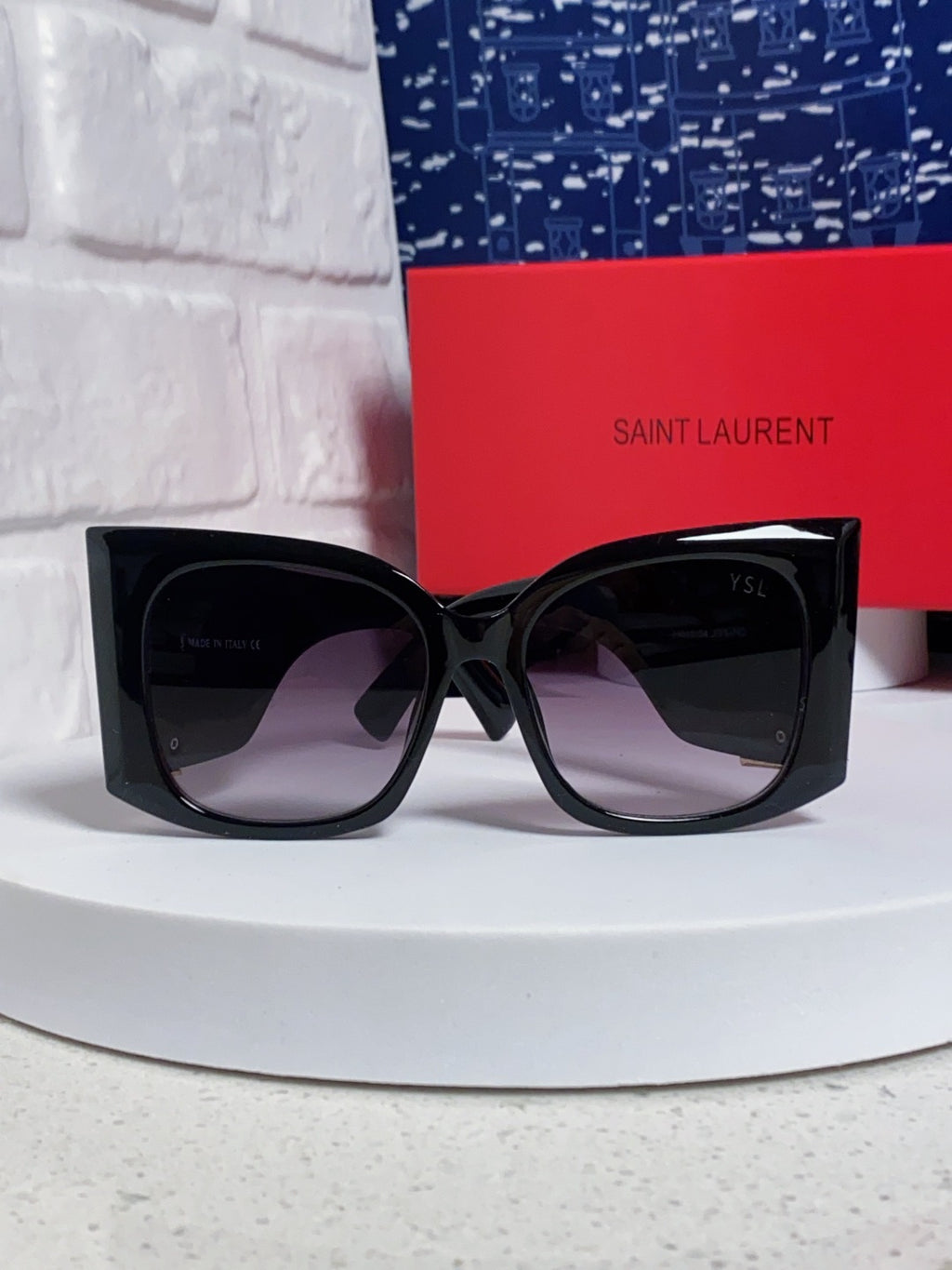 Saint Laurent Oversized Black Lens Sunglasses for Women - 449222 - detail image 2