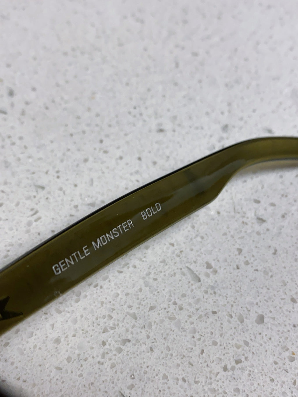 Gentle Monster ORACLE Cat-Eye Black Lens Sunglasses for Women - detail image 8