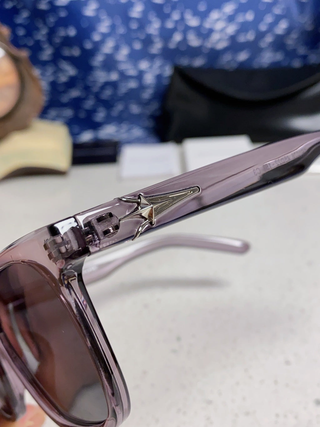 Gentle Monster TR1076 Fashion Black Lens Sunglasses for Men & Women - 466360 - detail image 7