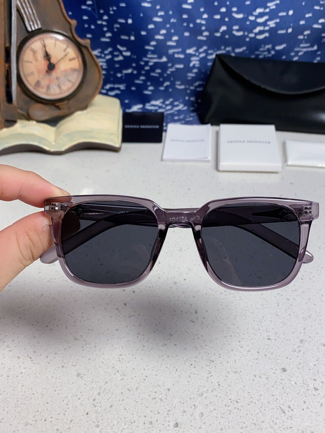 Gentle Monster TR1076 Fashion Black Lens Sunglasses for Men & Women - 466360 - detail image 4