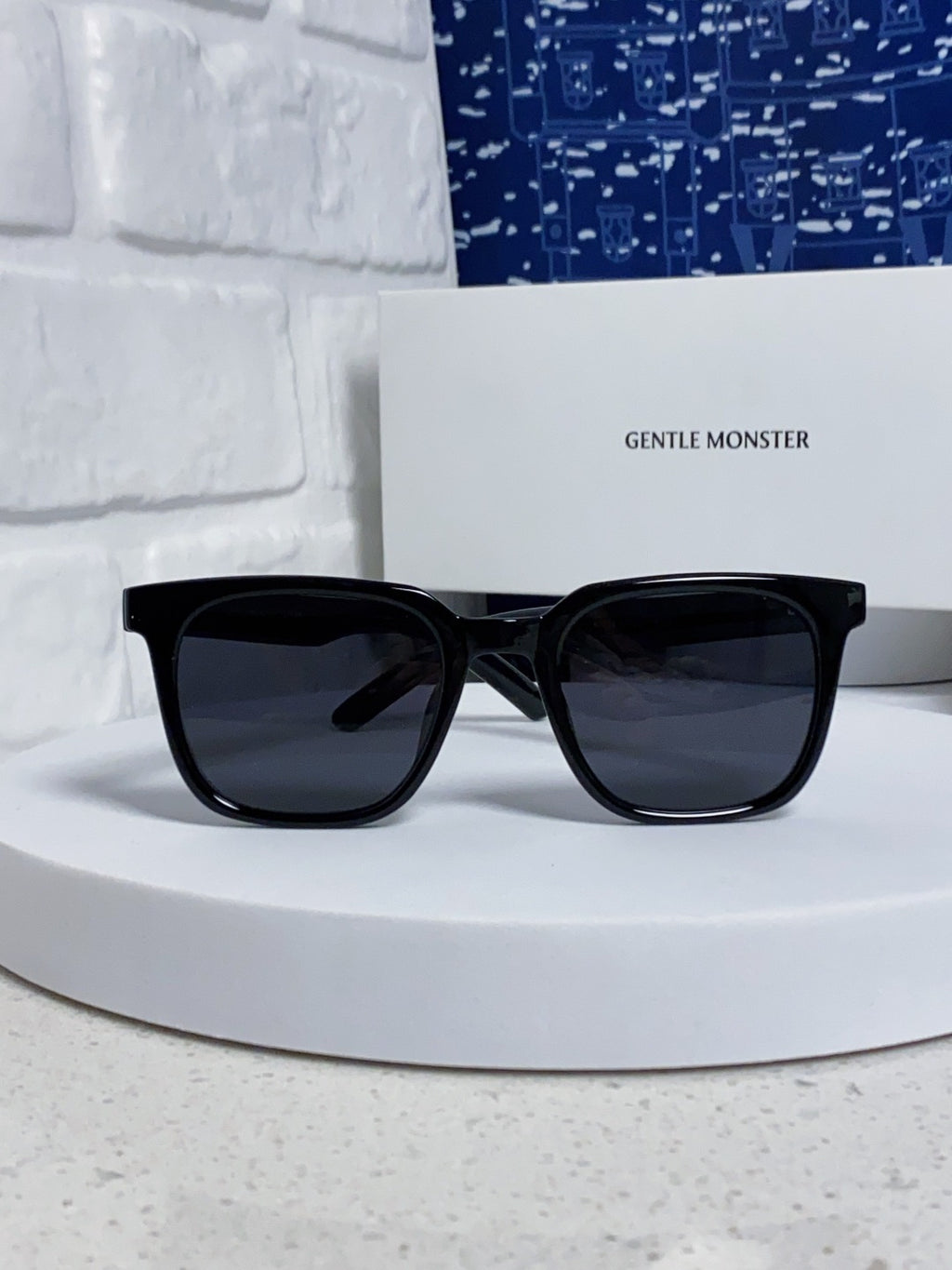 Gentle Monster TR1076 Fashion Black Lens Sunglasses for Men & Women - detail image 2