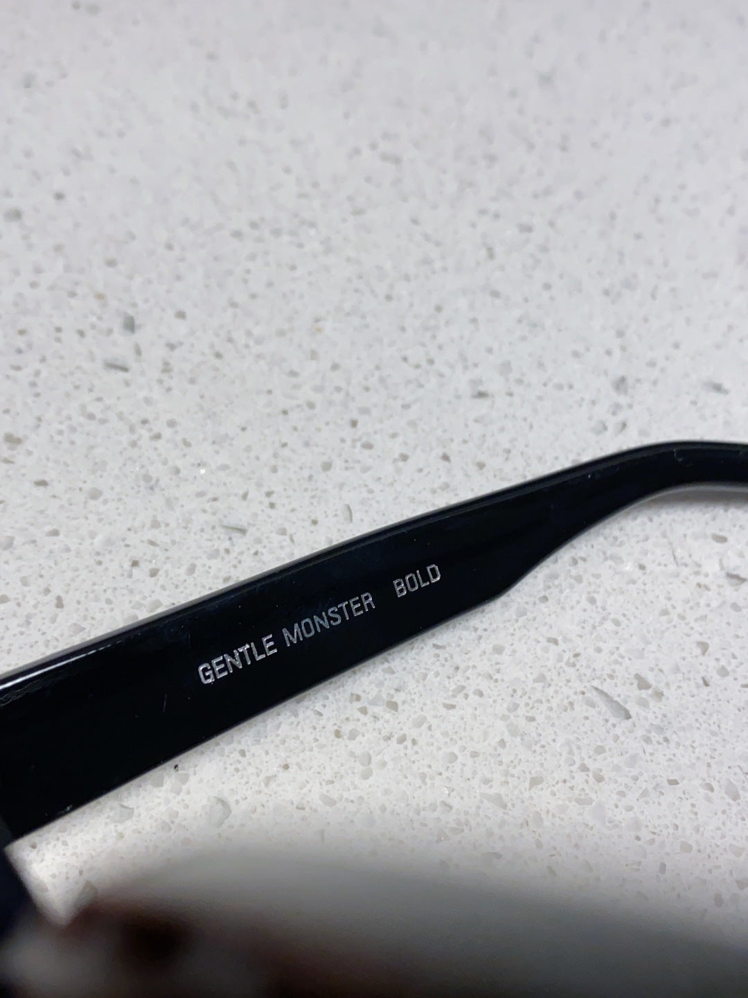 Gentle Monster THE Polarized Square Black Lens Sunglasses for Men & Women - detail image 8